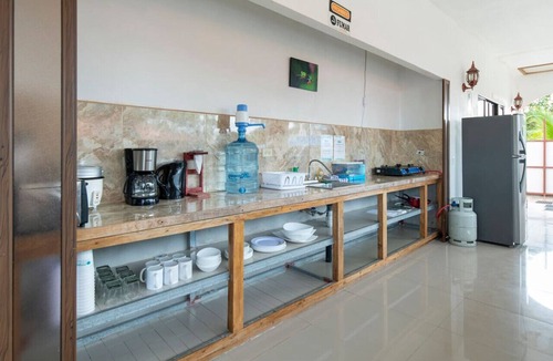 Manzanillo House | Relaxing Poolside Stay | Near Beach and Dining