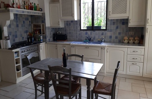 Carpentras Villa | Relaxing Provence Hideaway