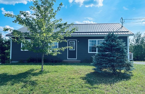 Lunenburg County House | Relaxing Retreat in the Heart of Lunenburg County