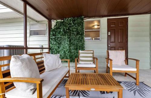 Sun Bay South House | Relaxing Retreat in South Tampa