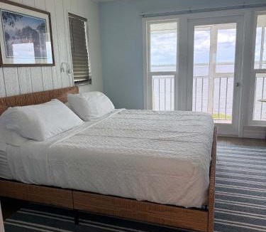 Port Charlotte House | Relaxing Riverfront Haven Heated Pool River Views