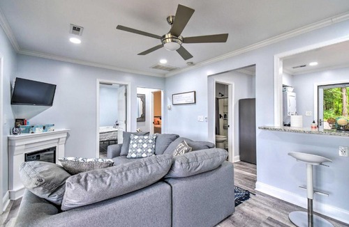 Dutton House | Relaxing Riverfront Cottage w/Boat Dock!