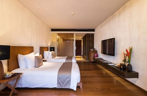 Bophut Hotel | Relaxing Sea View Retreat with Balcony near Fisherman’s Village Beach