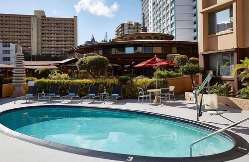 Ala Moana House | Relaxing Stay! 4 Convenient Units, Onsite Pool, Pet-Friendly Property