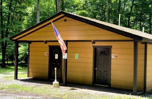 Mingo House | Relaxing Tiny Cabin with Outdoor Fire Ring in West Virginia