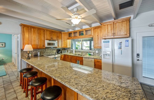 Lower Matecumbe Beach House | Relaxing waterfront retreat with boat dock & amazing ocean views