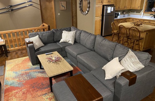 Central Lake House | Relaxing Year-Round Lakefront Retreat! Ideal Winter Getaway!