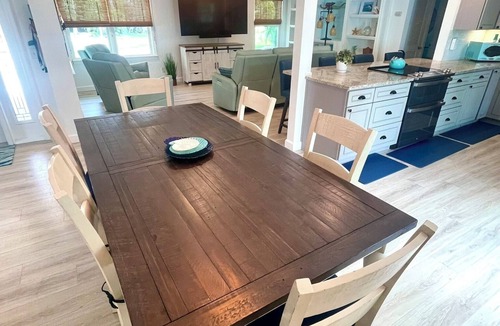 Downtown House | "RELAXMORE IN PARADISE" Sarasota Getaway Private Salt-Water Pool & Jacuzzi