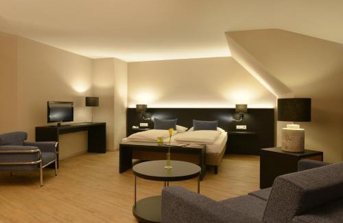 Busnau Hotel | relexa hotel Schatten Stuttgart