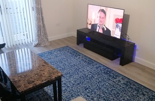 Dunstable Apartment | Remarkable 1-bed Apartment in Luton