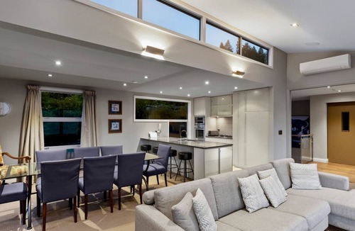 Queenstown City Centre Villa | Remarkable Location Queenstown