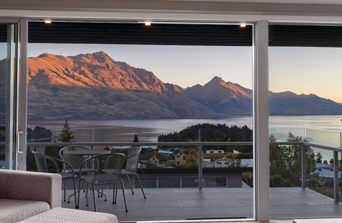 Queenstown City Centre Villa | Remarkable Location Queenstown