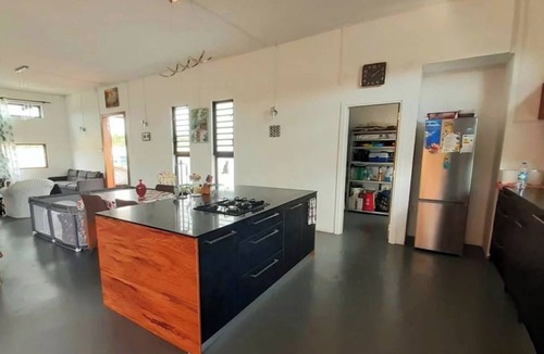 Camp Bestel House | Remarkable 3-Bed House in Pointe aux Piments