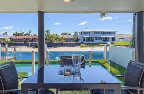 Mooloolaba House | Remarkable Six Bedroom Waterfront Home! Perfect for the extended family