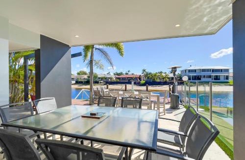 Mooloolaba House | Remarkable Six Bedroom Waterfront Home! Perfect for the extended family