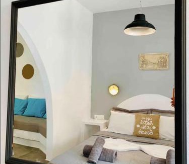 Perissa Apartment | Rembelos Santorini