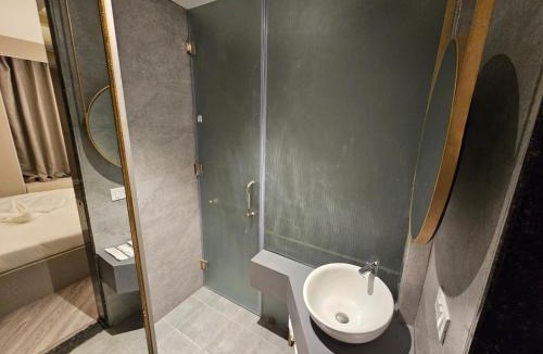 Faridabad Hotel | Remedra Hotels and Residences