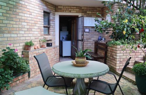 Jeffreys Bay Apartment | Remini