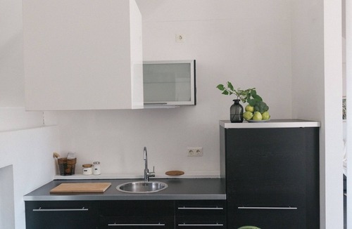 Werder Apartment | REMISE LOFT: Spacious apartment with balcony, loggia window and water access