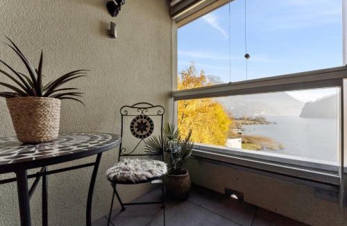 Ingenbohl Apartment | ReMo I Lake View Studio 1 - 2 Personen I See - Bergsicht I 40" Smart TV I Dusche, Fahrstuhl und Parkplatz