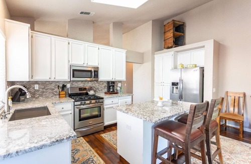 Elk Grove House | Remodel Spacious Clean & Safe Elk Grove Home