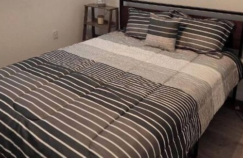 Bayonet Point Apartment | Remodeled 2/1 everything new close to Hospitals