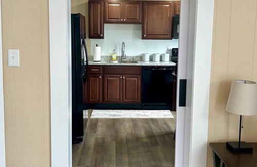 Midway Apartment | Remodeled 2 BR 2nd Fl Apartment in Hanover