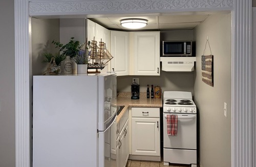 Plymouth Apartment | Remodeled Apartment in Historic Building located in Downtown Plymouth