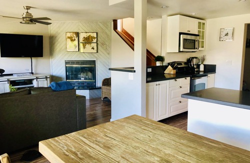 Wilbur Springs House | Remodeled Gem - Clearlake, Modern Beauty In the Keys - Waterfront