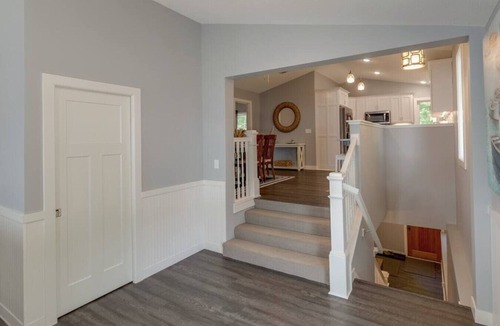 Garrison Apartment | Remodeled Home on Great Fishing & Swimming Bay!