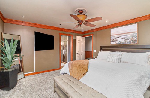 Enumclaw House | Remodeled home with private heated indoor pool, deck, hot tub, fireplace, grill