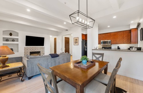 La Quinta Condo | Remodeled! Luxurious Villa near Clubhouse -Pet Friendly! - Ground Floor (C44)
