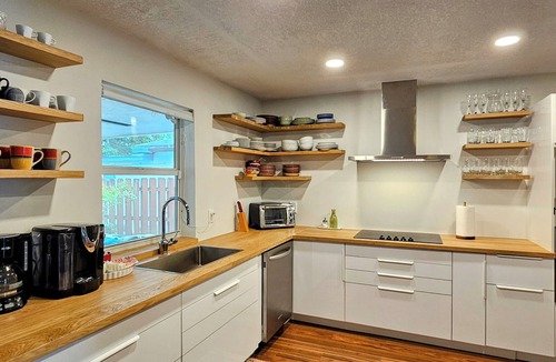 Hallandale Beach House | Remodeled Modern Home, 6-min-2-Beach, Sleep 16, +FREE Watersports & Rental Cars!