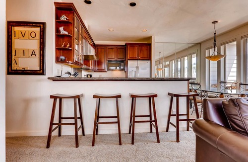 Vail Condo | Remodeled, Mountain Views, Walk to Gondola, SV34B