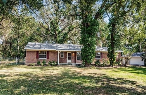 East County Civic Group House | Remodeled Open floor Plan -Private house with a large yard - Pet Friendly