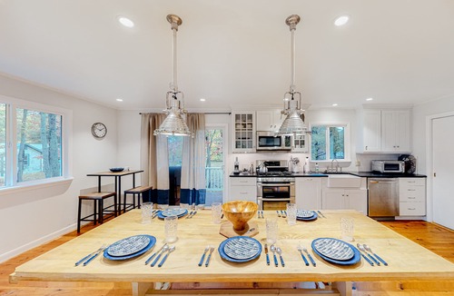 Seal Harbor House | Remodeled, single-level cottage with washer/dryer & central AC - near everything