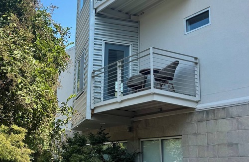 Athens Apartment | Remodeled Studio Condo - Perfect for Game Days!