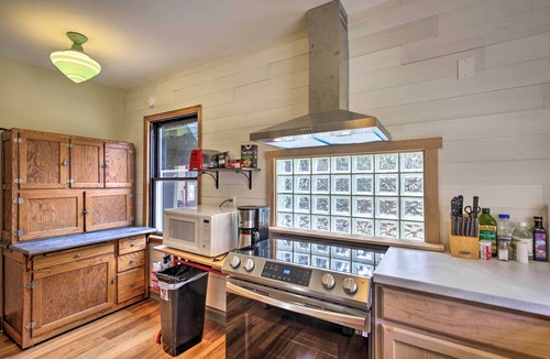 Idanha House | Remote Escape: Riverside Home w/Scenic Views