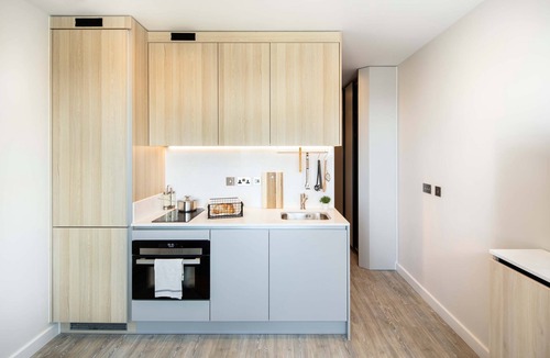 Fairfield Apartment | Remote work ready - Gym - Coworking : StayCozy
