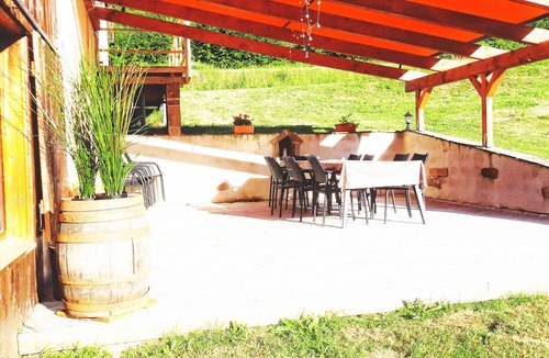 La Chapelle-devant-Bruyeres House | renovated farmhouse for groups and families in nature, dogs welcome, playground