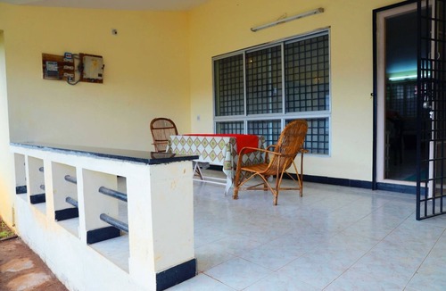 Manjakuttai Villa | Rena Home Stay