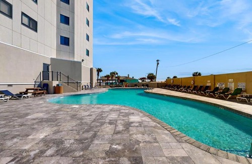 Myrtle Beach Hotel | Renaissance 908