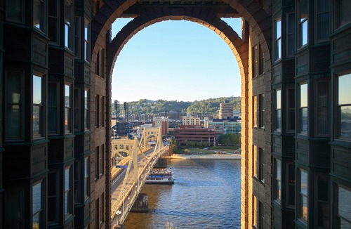 Cultural District Hotel | Renaissance Pittsburgh Hotel
