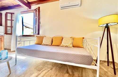 Roda Apartment | Renas Maisonette Unit 2 near Roda by DadoVillas