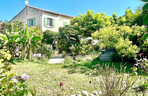 Cheval-Blanc Villa | Rendez-vous in the sun of Provence - Gîte 4 people (80m2) - garden corner - Air conditioning