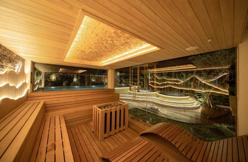 Melayang Hotel | Rendezvous Wellness & Resort