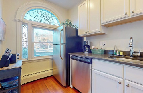 Cleveland Circle Apartment | Renovated 1BED, Steps to MBTA, Shops & Restaurants