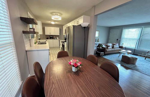 Murfreesboro House | Renovated 3-bedroom house Desirable North Murfreesboro WiFi & Fully Fenced Yard