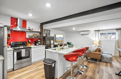 St. Augustine House | Renovated Bungalow with Work Space, Kitchen, Patio
