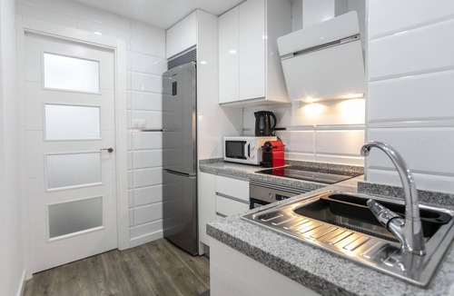 Camino de Ronda Apartment | Renovated, Comfortable Apartment in Center Granada